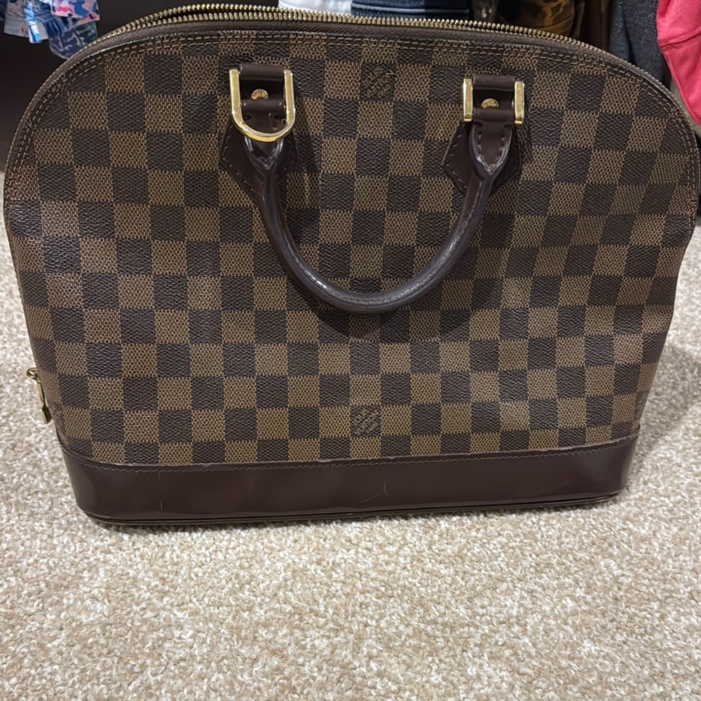Louis Vuitton Alma Damier